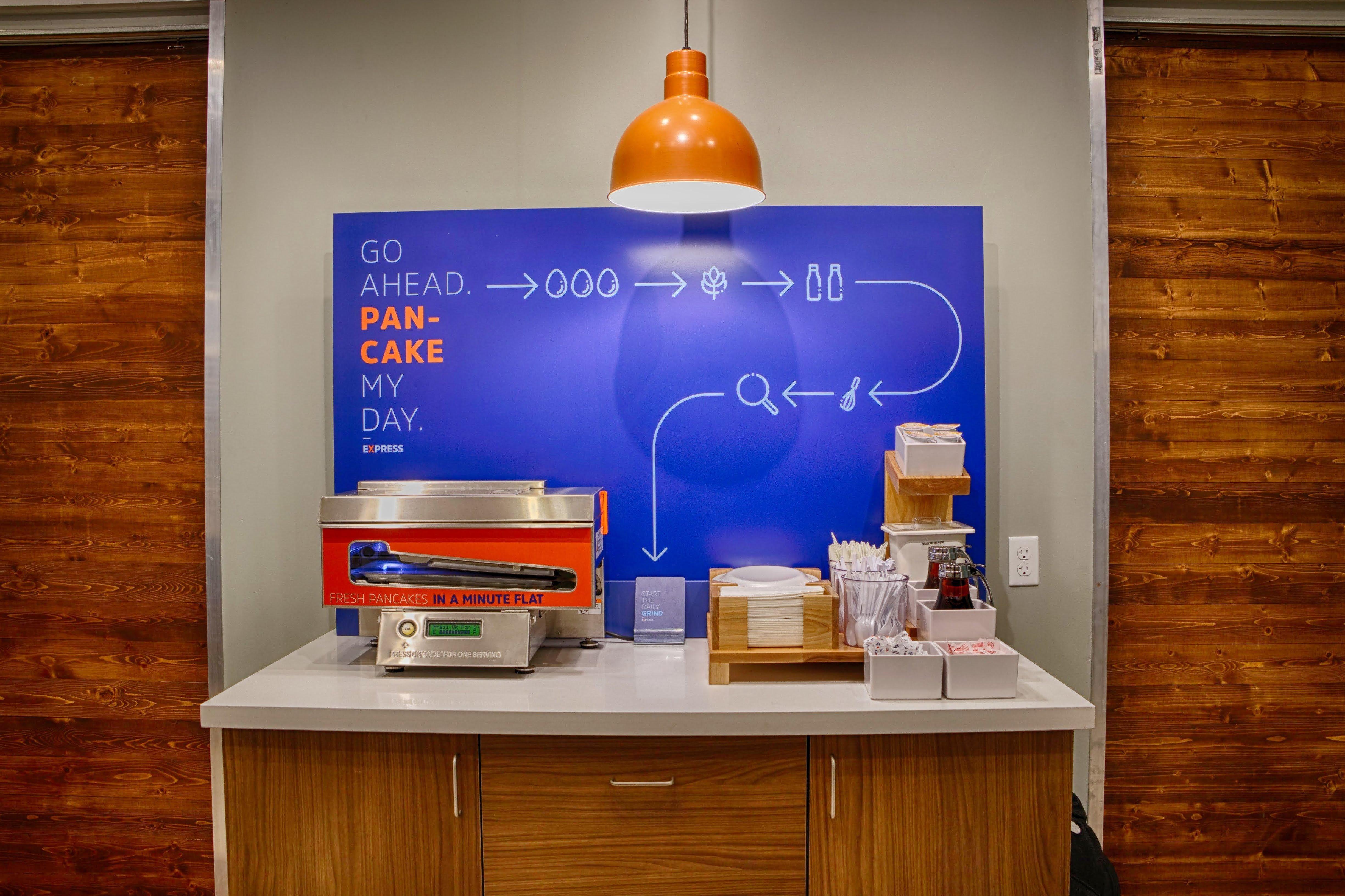 Holiday Inn Express & Suites - Lancaster - Mount Joy By Ihg エクステリア 写真